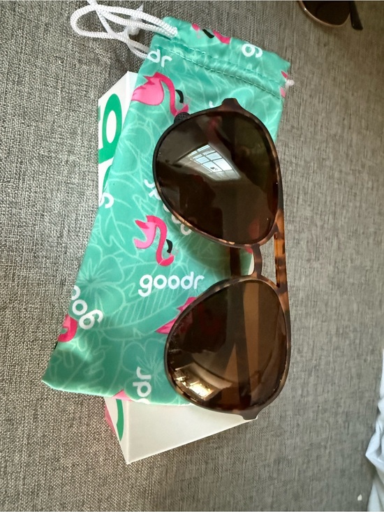 goodr Accessories - goodr Womens Tortoiseshell Sunglasses w/ Brown Lenses Amelia Earhart Ghosted Me